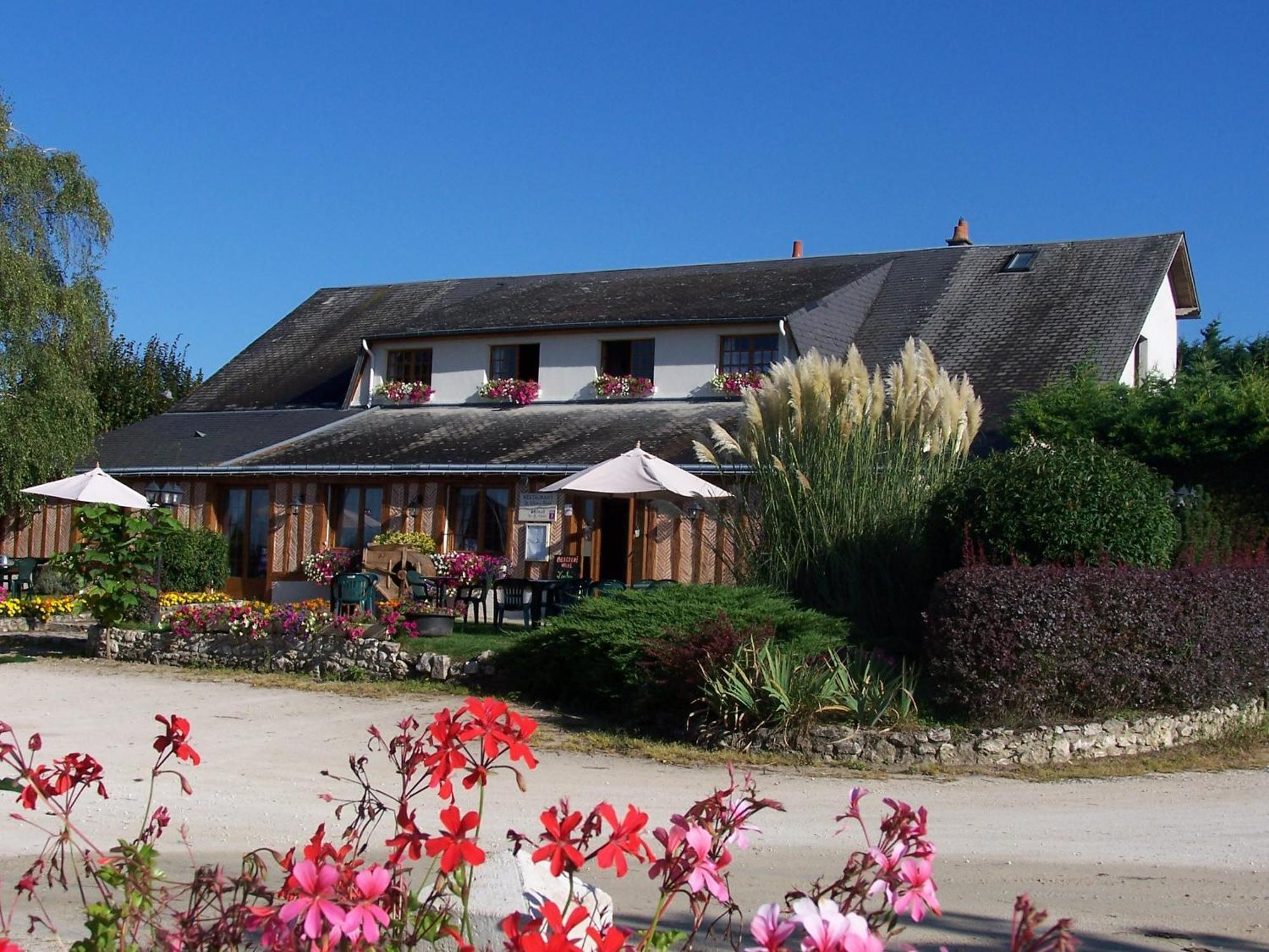 Logis Hotel Restaurant Le Vieux Fusil Soings-en-Sologne Exterior foto